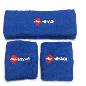 Set De Balaca Y Muñeca Algodón Miyagi
